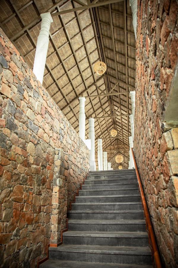Maayaa Riverside Villa By Kpm Tripenta Attappadi Exterior photo