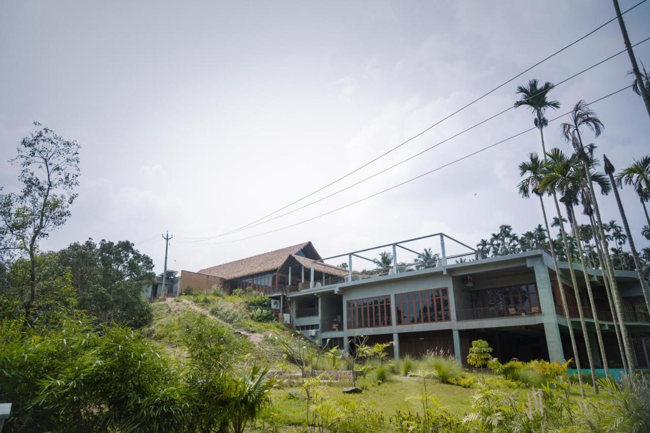 Maayaa Riverside Villa By Kpm Tripenta Attappadi Exterior photo